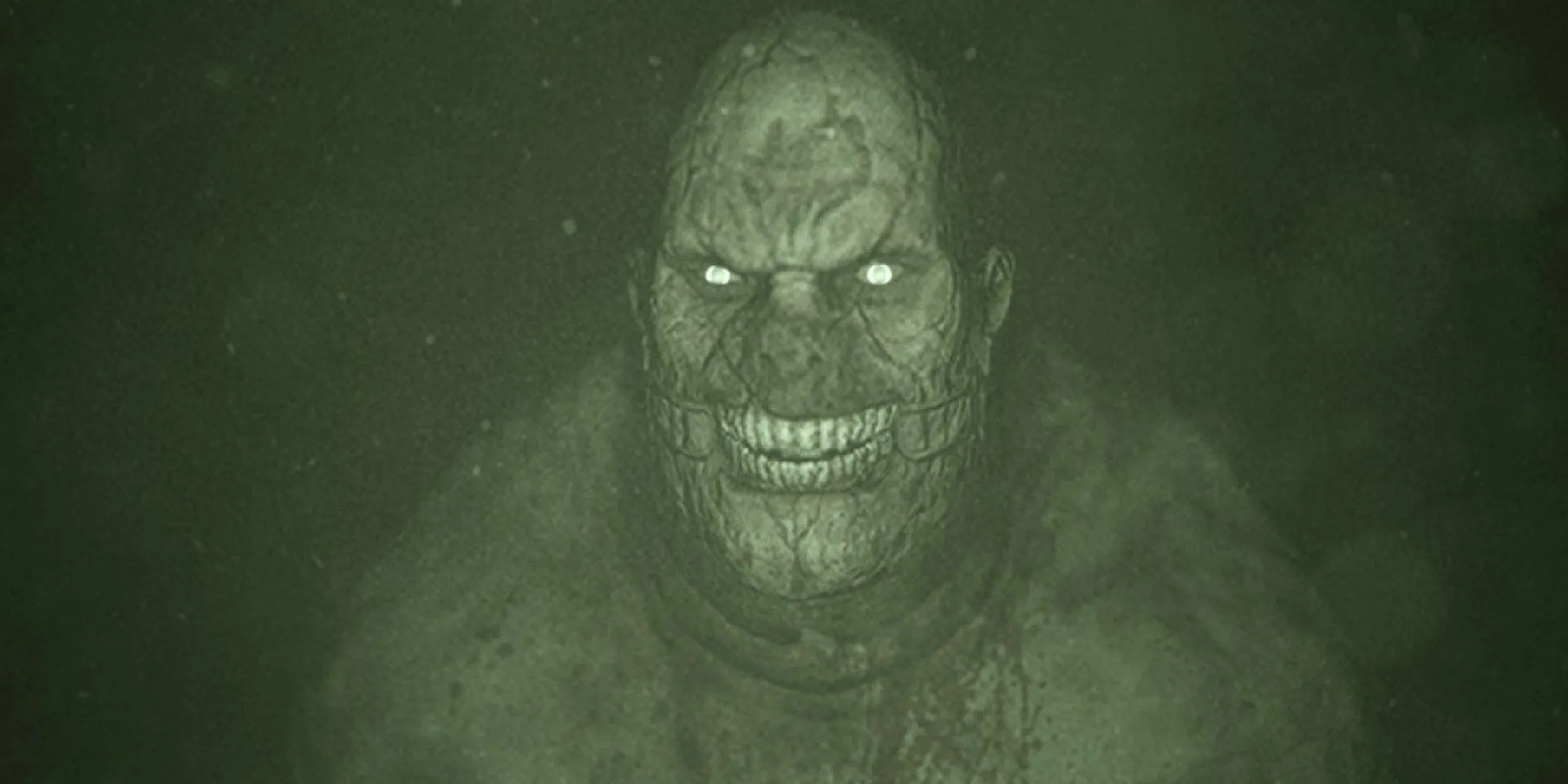 Chris Walker trong Outlast