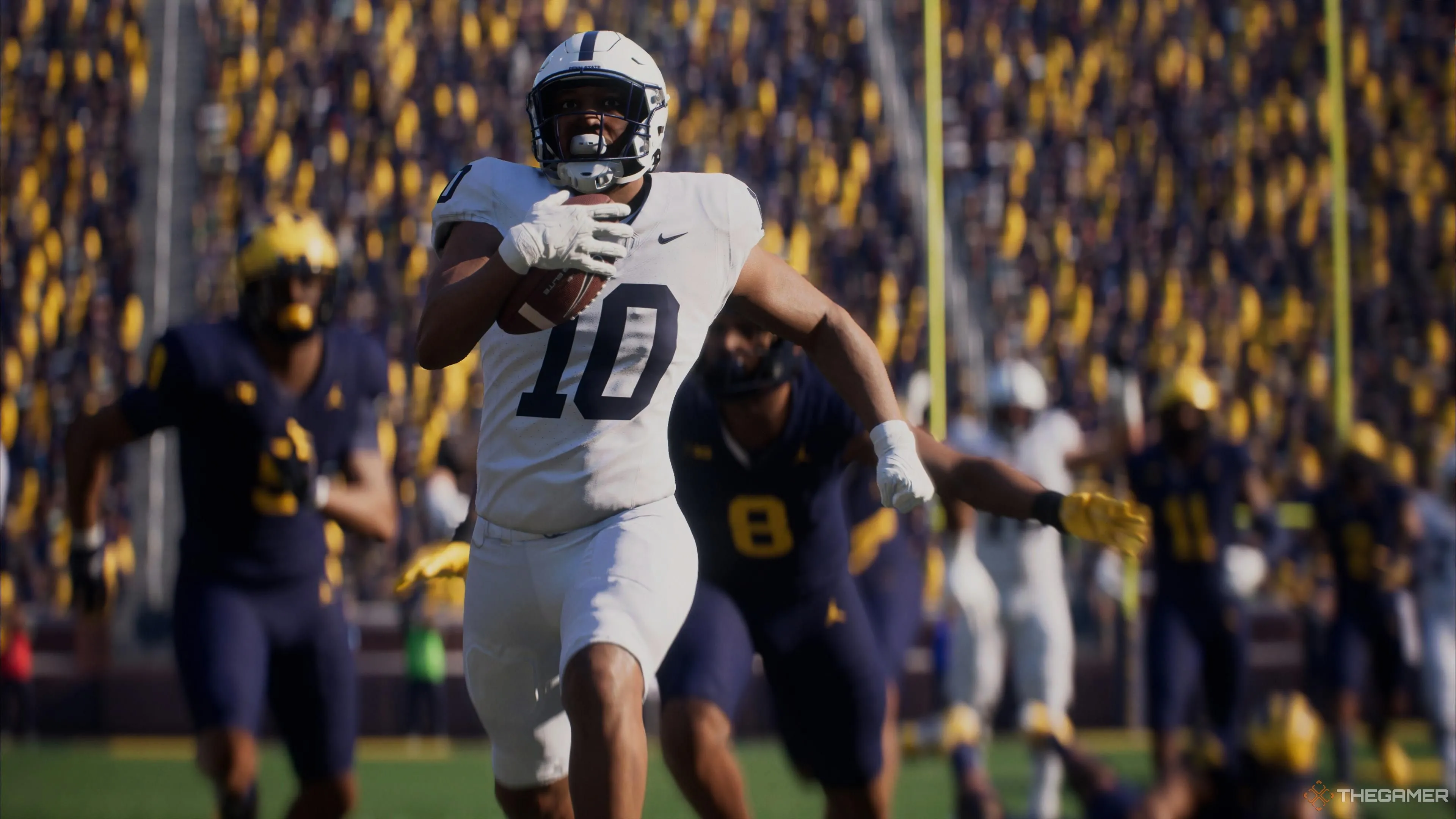 Cầu thủ chạy thoát khỏi hậu vệ trong College Football 26