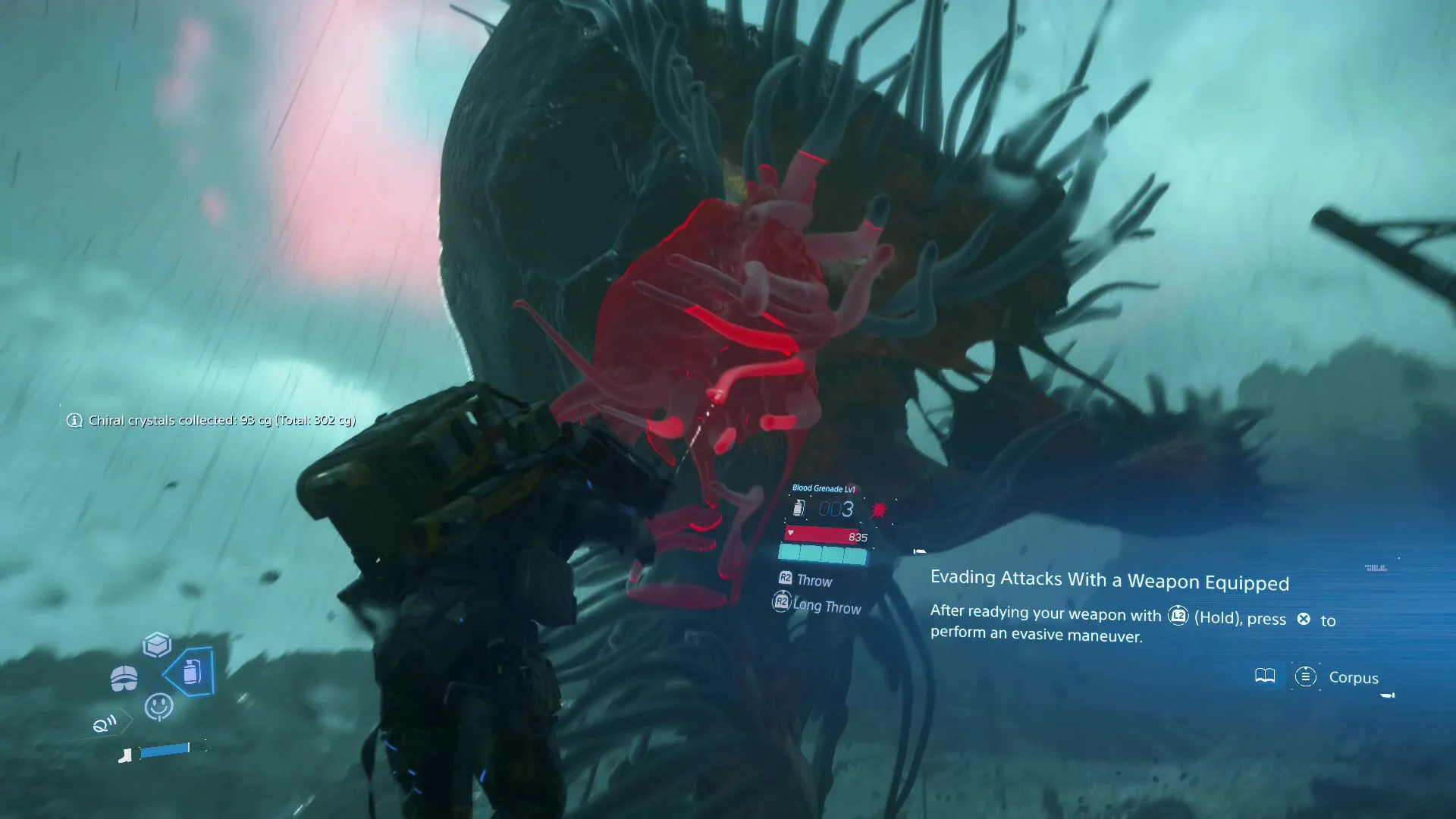 Sam ném Lựu đạn Máu vào điểm yếu của BT khổng lồ trong Death Stranding 2