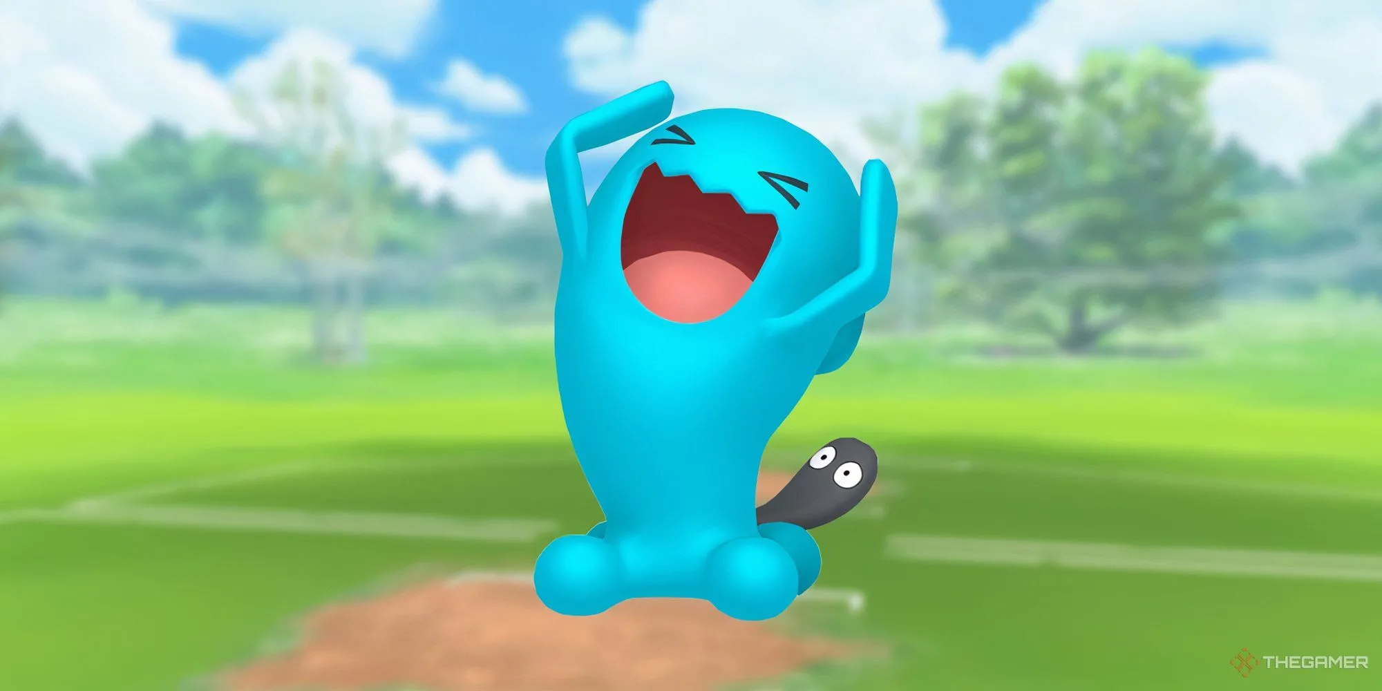Wobbuffet với vẻ mặt hài hước trong bối cảnh chiến đấu của Pokemon Go, tượng trưng cho khả năng phản đòn và Telepathy của nó.
